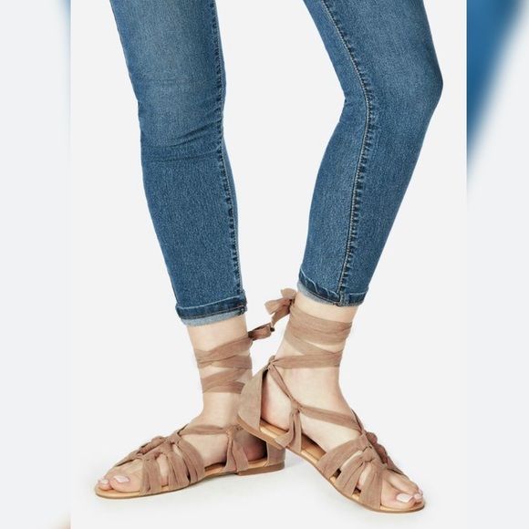 Denitsa Natural Wrap Sandals - Picture 4 of 7